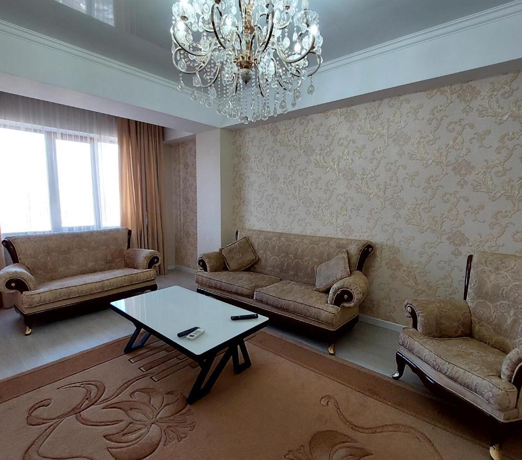 Elite Apartment In Street Mederova 50 Bishkek Exteriör bild